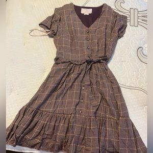 COPY - Gal Meets Glam Emerson